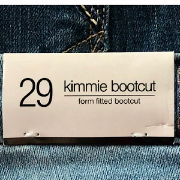 “NEW” 7 For All Mankind Kimmie Bootcut Jean - Picture 5 of 6